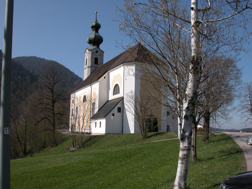 Hotel-Restaurant Zum Hirschhaus Inklusiv Chiemgaukarte 鲁波尔丁 外观 照片