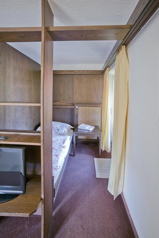Hotel-Restaurant Zum Hirschhaus Inklusiv Chiemgaukarte 鲁波尔丁 外观 照片
